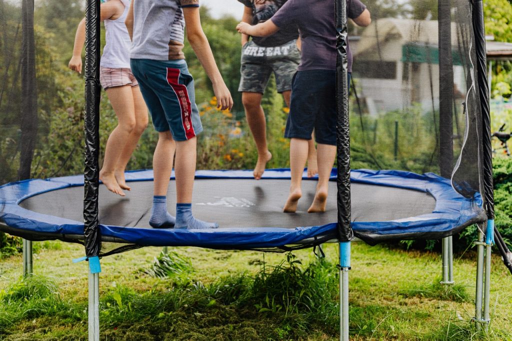 Een trampoline kopen voor je kind