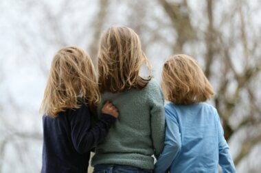 Ruzie tussen broers en zussen: wanneer je ingrijpt en wanneer je het laat gaan
